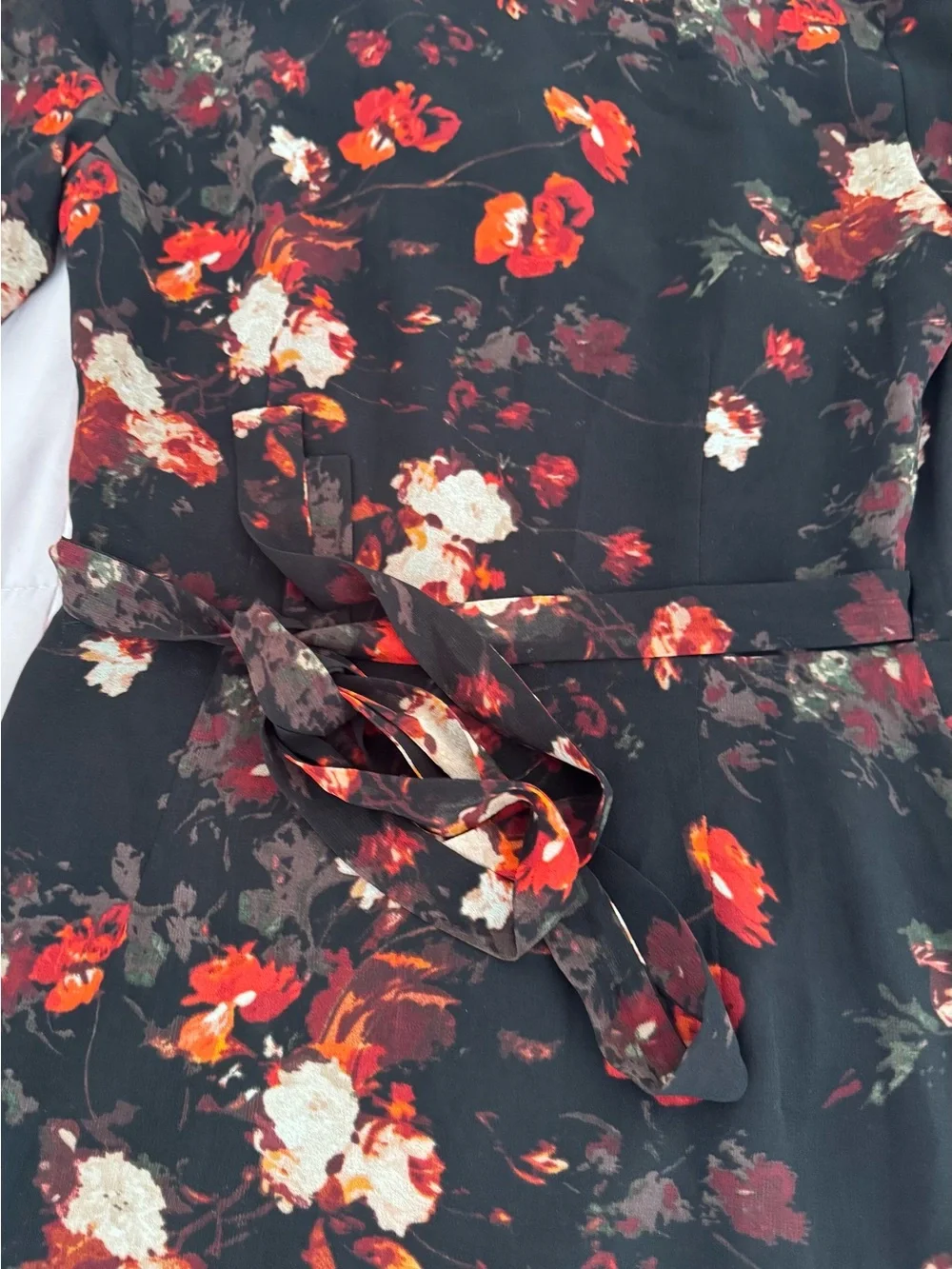 Aritzia Wilfred Louise Black and red Floral Ruffle Wrap Dress, size XS boho chic